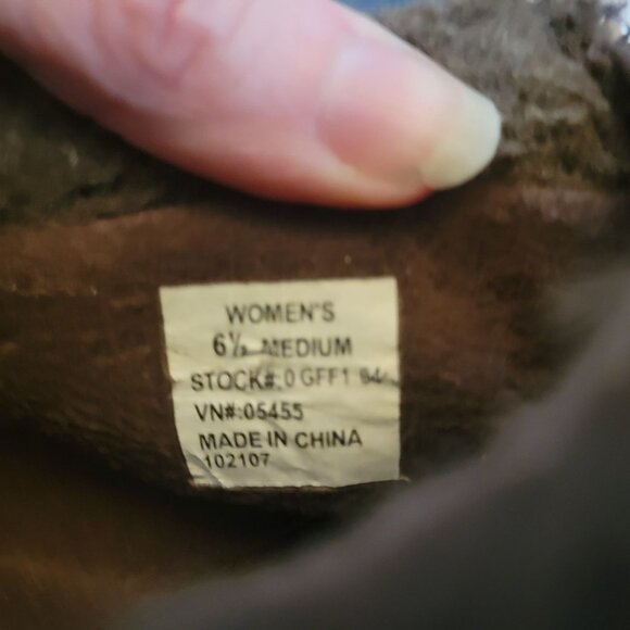 L.L.Bean Womens 6.5M Brown Suede Fur-Lined Slip-On Shoes With Rubber Outsoles - Picture 3 of 5